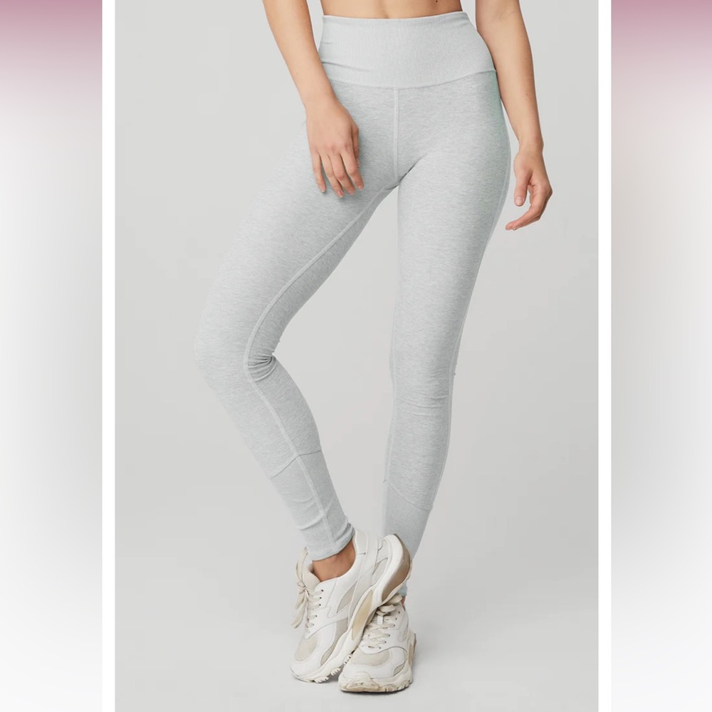 ALO Yoga High-Waist Alosoft Lounge Crop Legging Athletic Heather Grey
